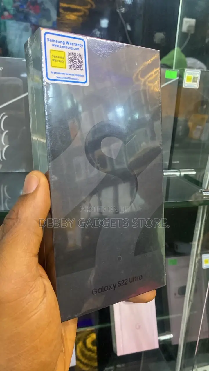 New Samsung Galaxy S22 Ultra 256 GB Black