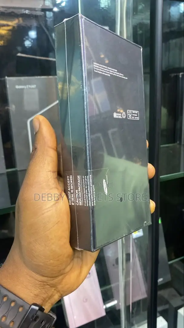 New Samsung Galaxy S22 Ultra 256 GB Black
