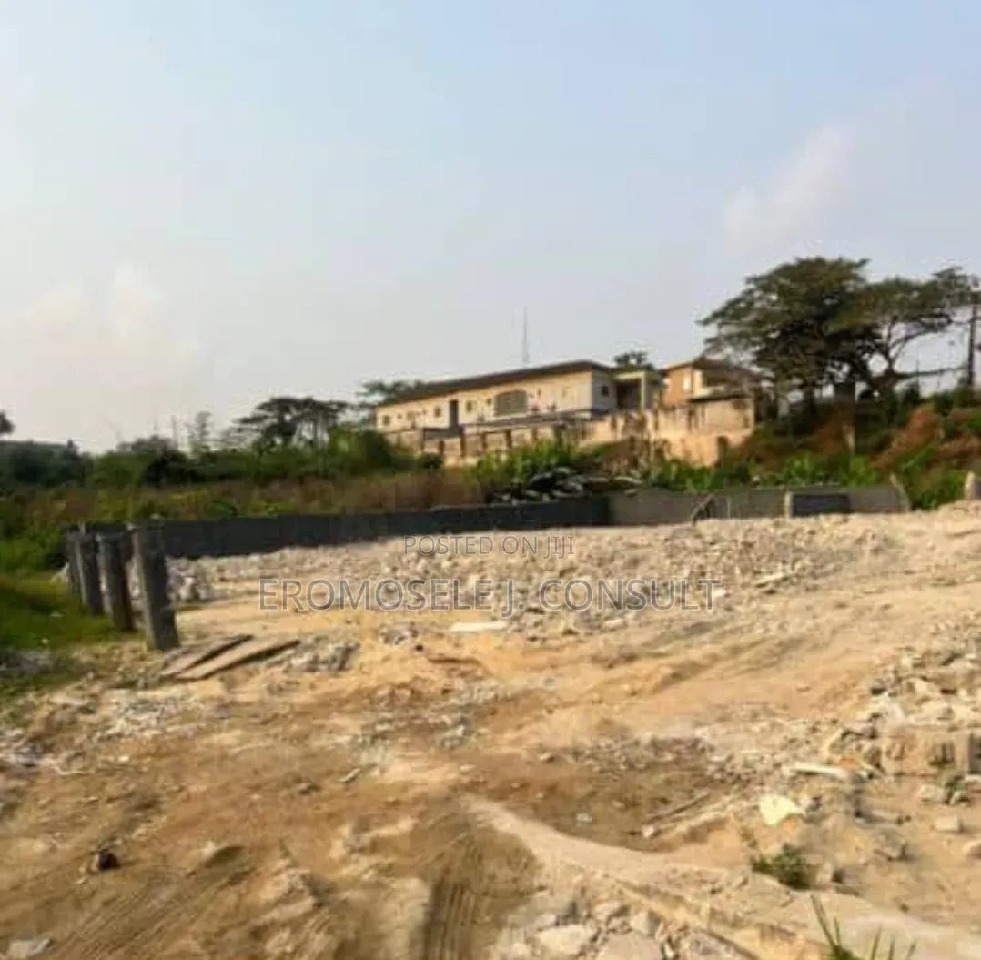 800 SQM Dry Plot  Magodo Brook