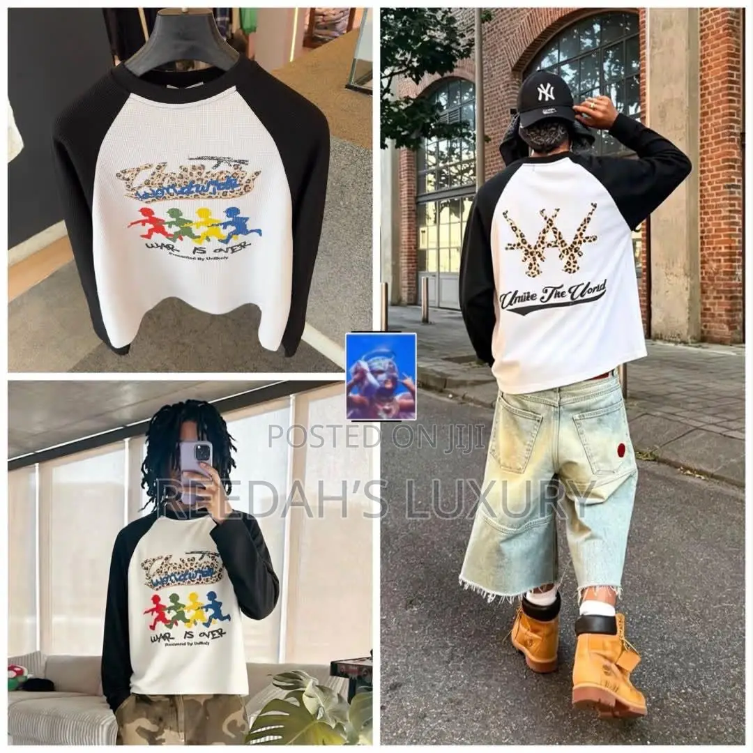 Raglan Graphic Sweatshirt