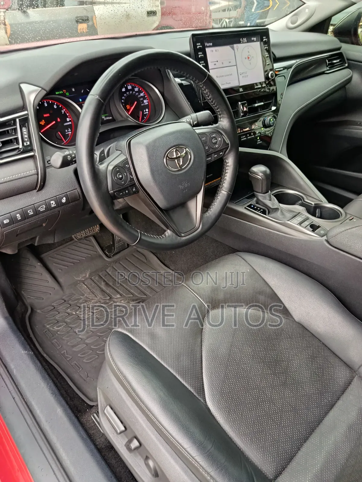 Toyota Camry XSE V6 2021 Red