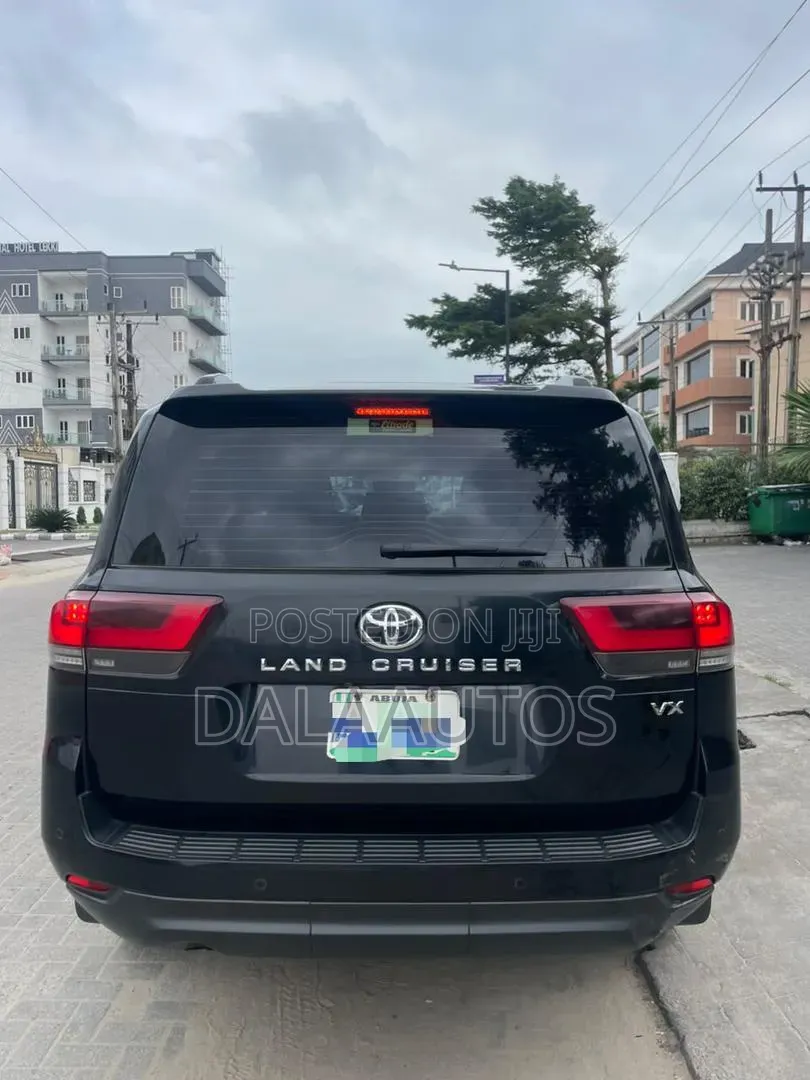 Toyota Land Cruiser 76 Series 2024 Black