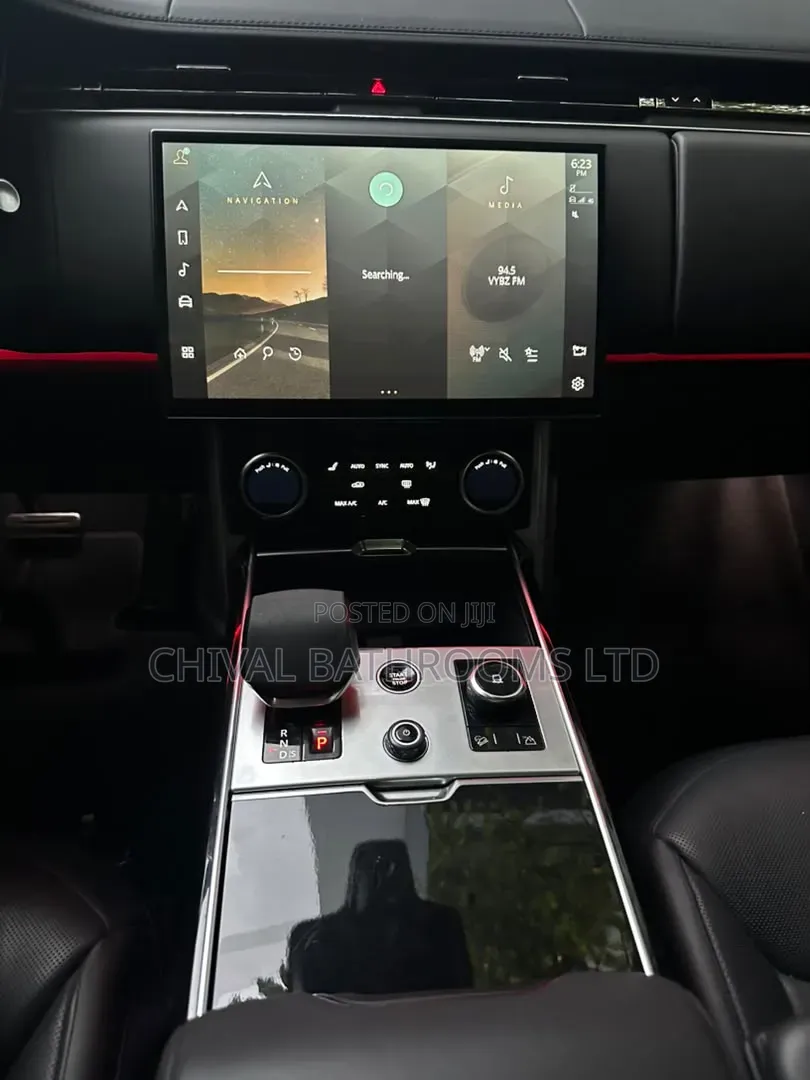 Land Rover Range Rover Vogue 2023 Black