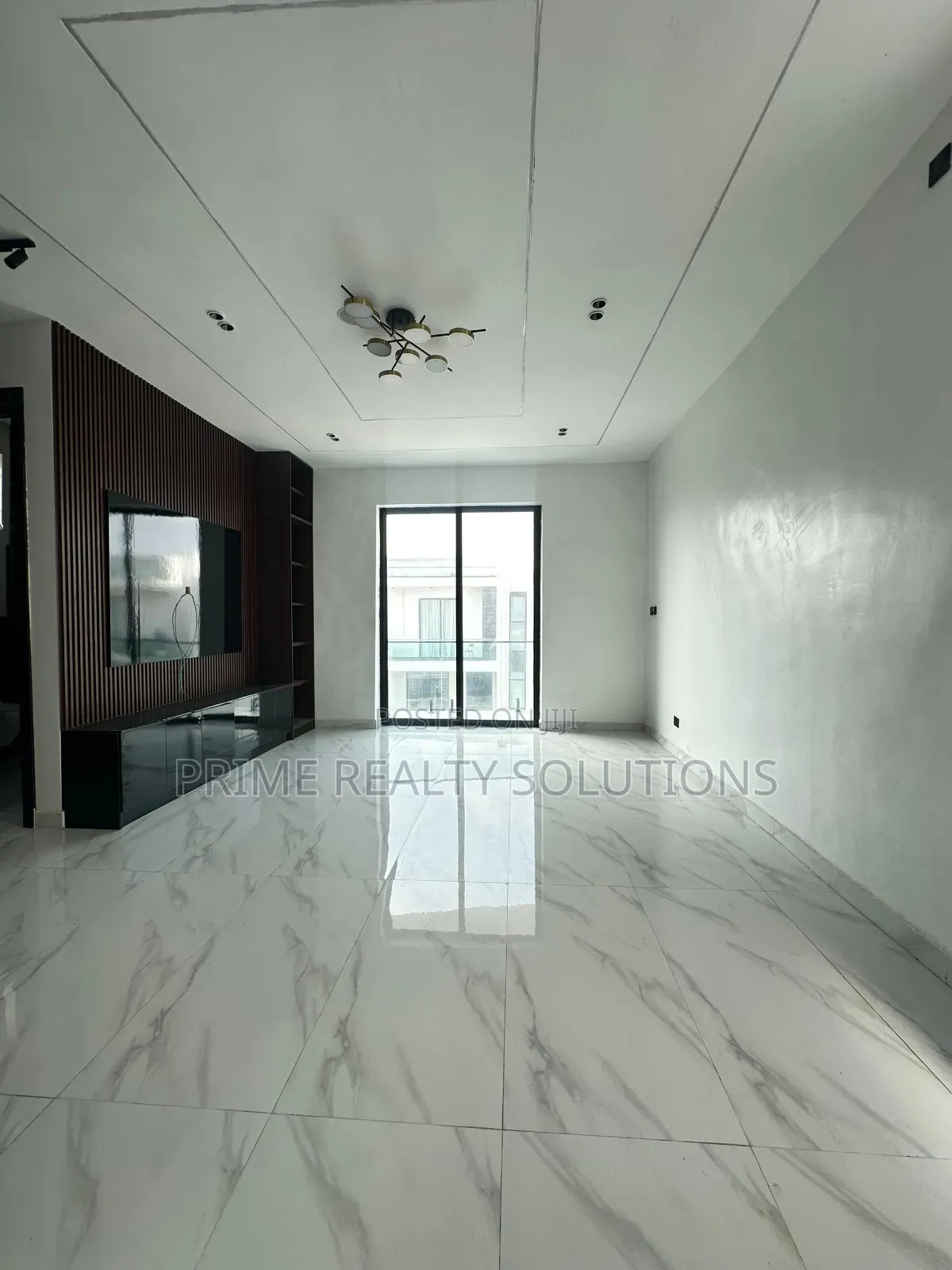 Furnished 4bdrm Duplex in Lekki Phase 1 for sale