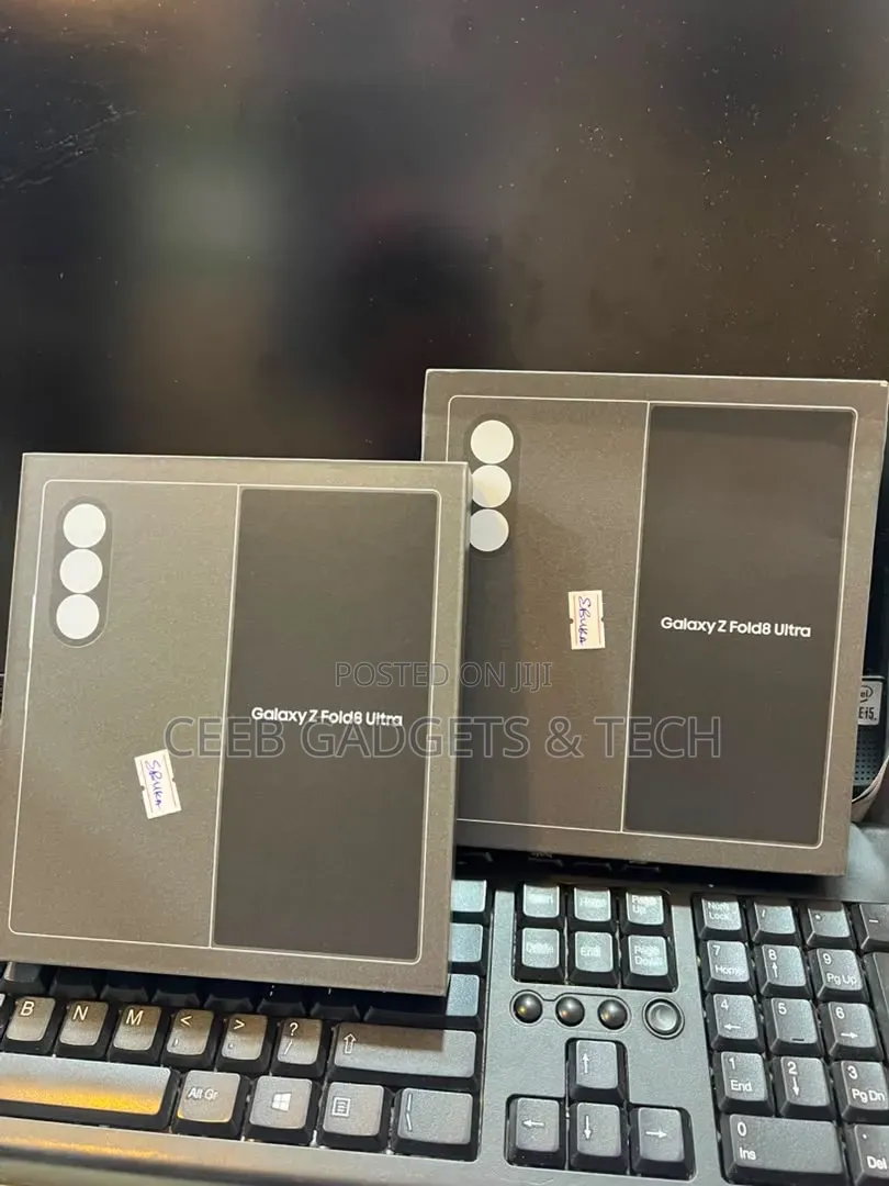 New Samsung Galaxy Z Fold8 Ultra 256 GB Black