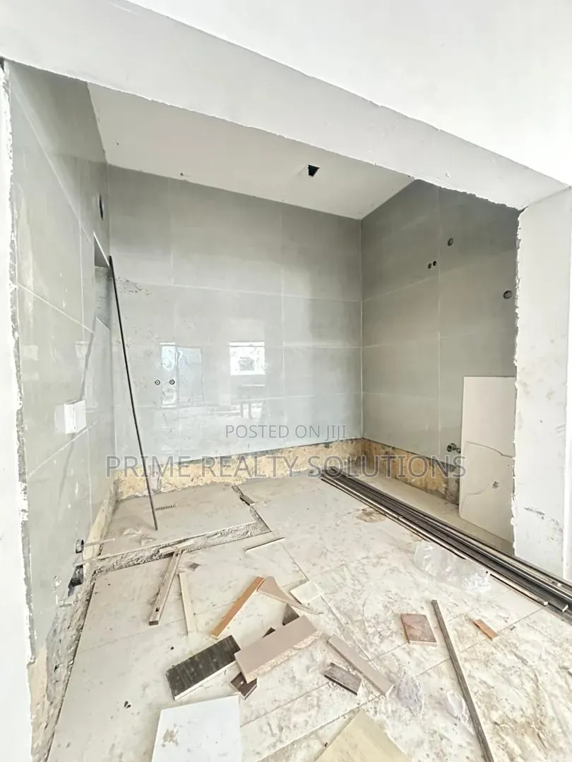 Furnished 2bdrm Apartment in Lekki Phase 1 for sale