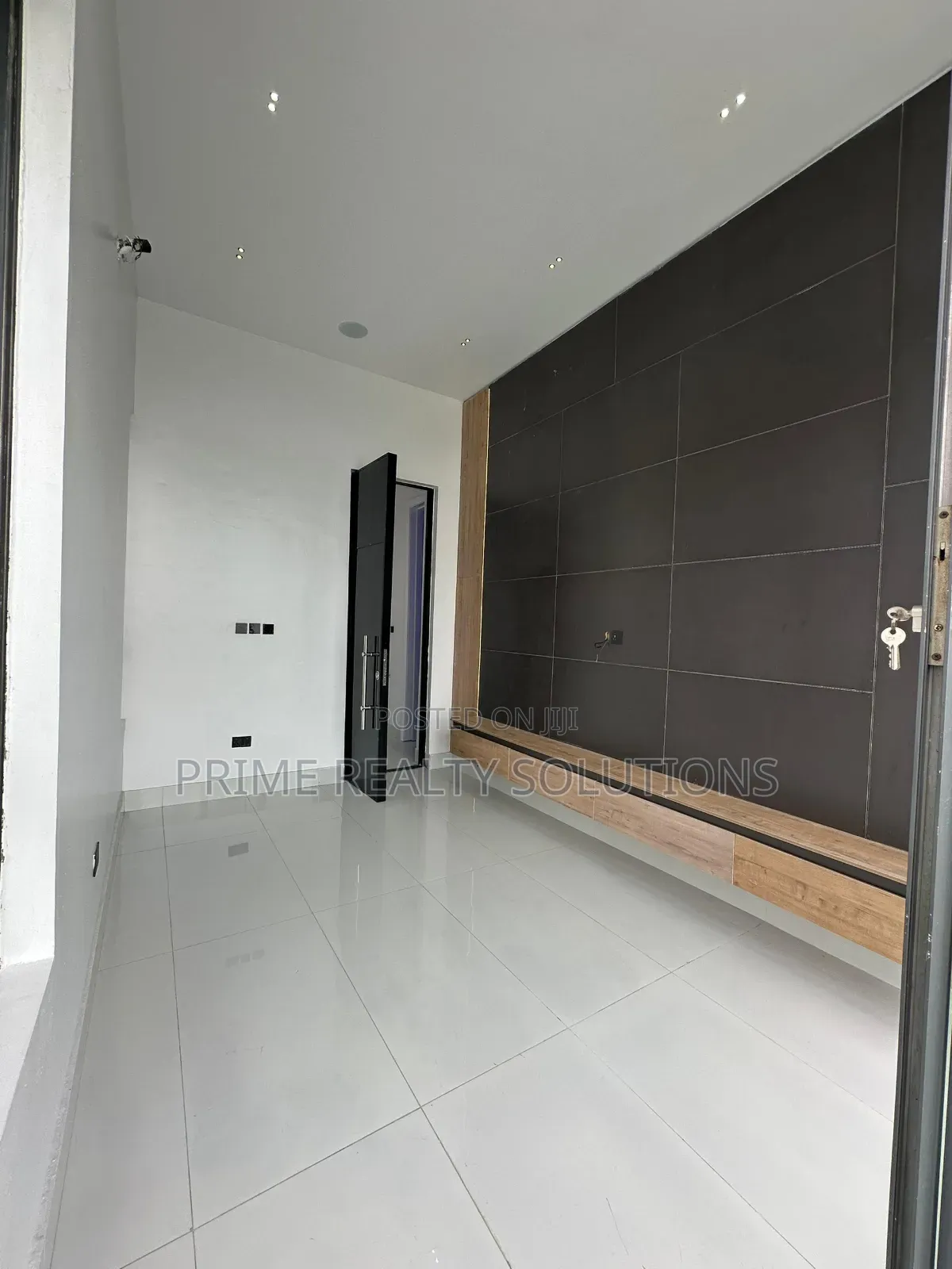 Furnished 5bdrm Duplex in Lekki Phase 1 for sale