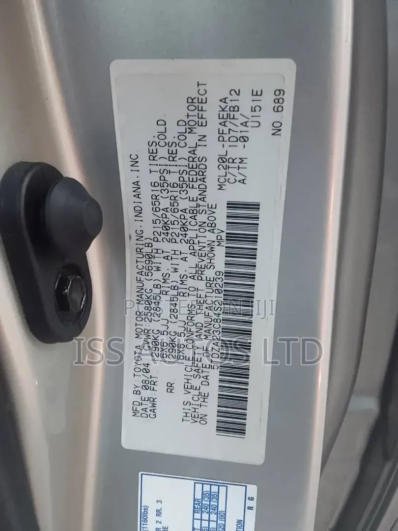 Toyota Sienna 2005 Silver