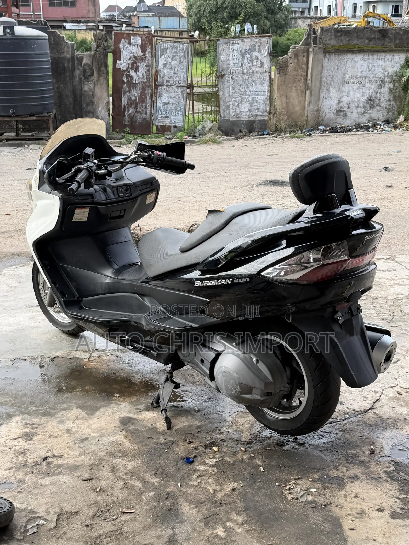 Suzuki Burgman 2016 White