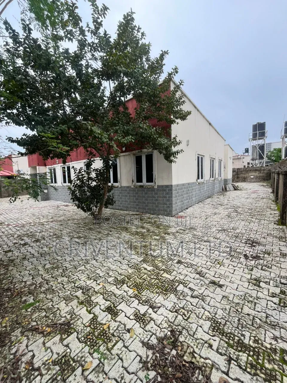 3bdrm Bungalow in Galadimawa for sale