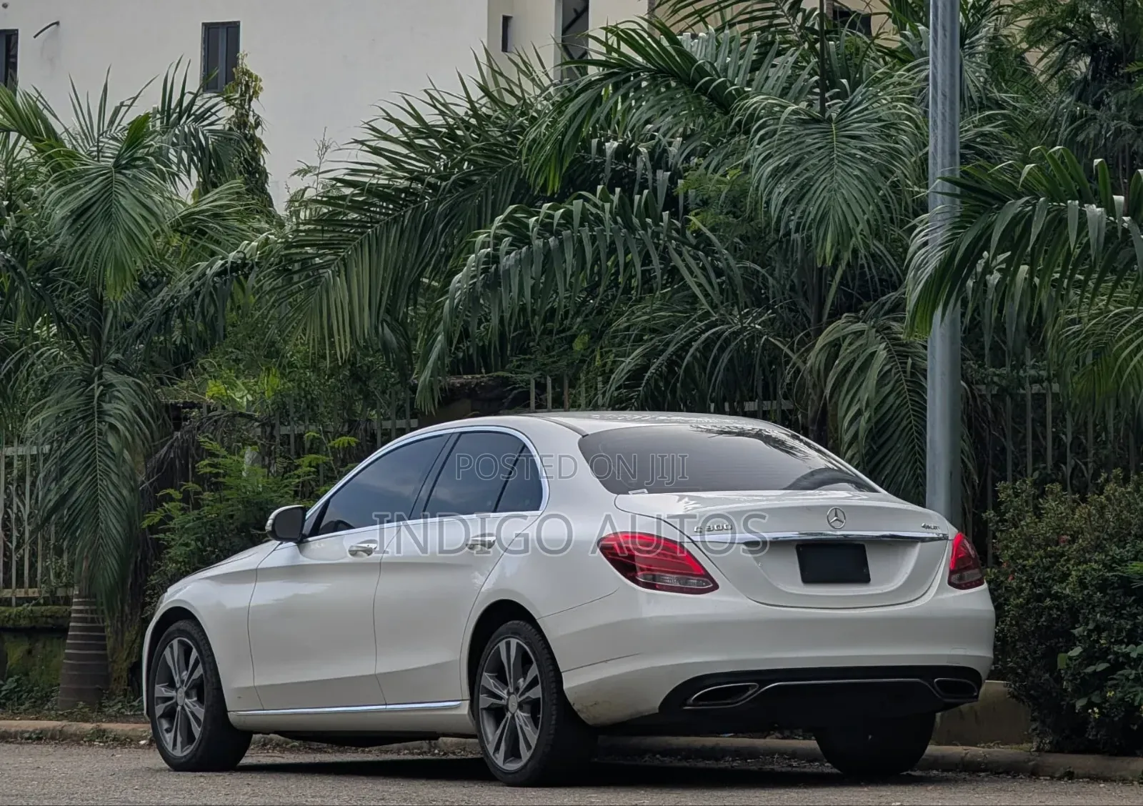 Mercedes-Benz C300 2015 White
