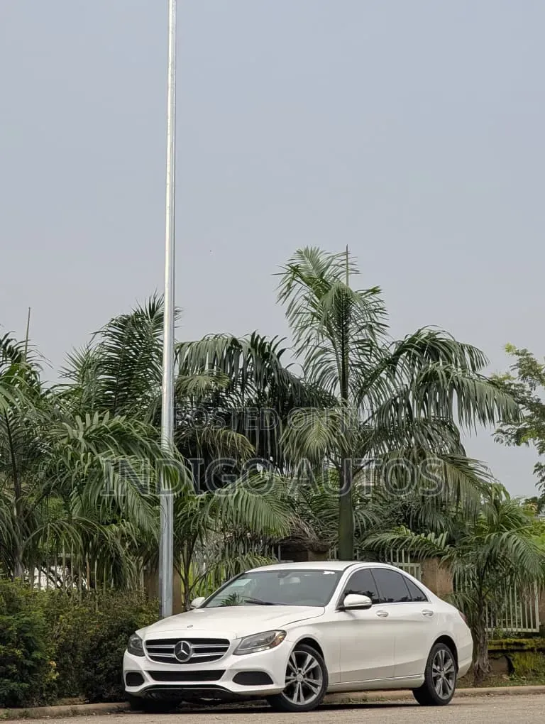 Mercedes-Benz C300 2015 White