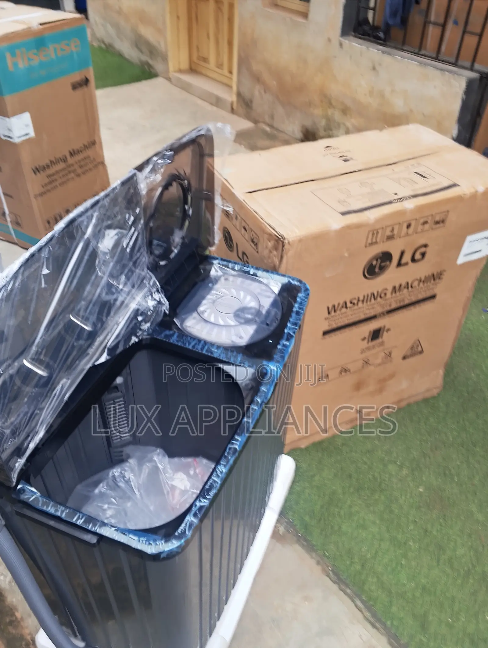 LG P800R3AGNC 8kg Twin Tub Top Load Semi Automatic Washer