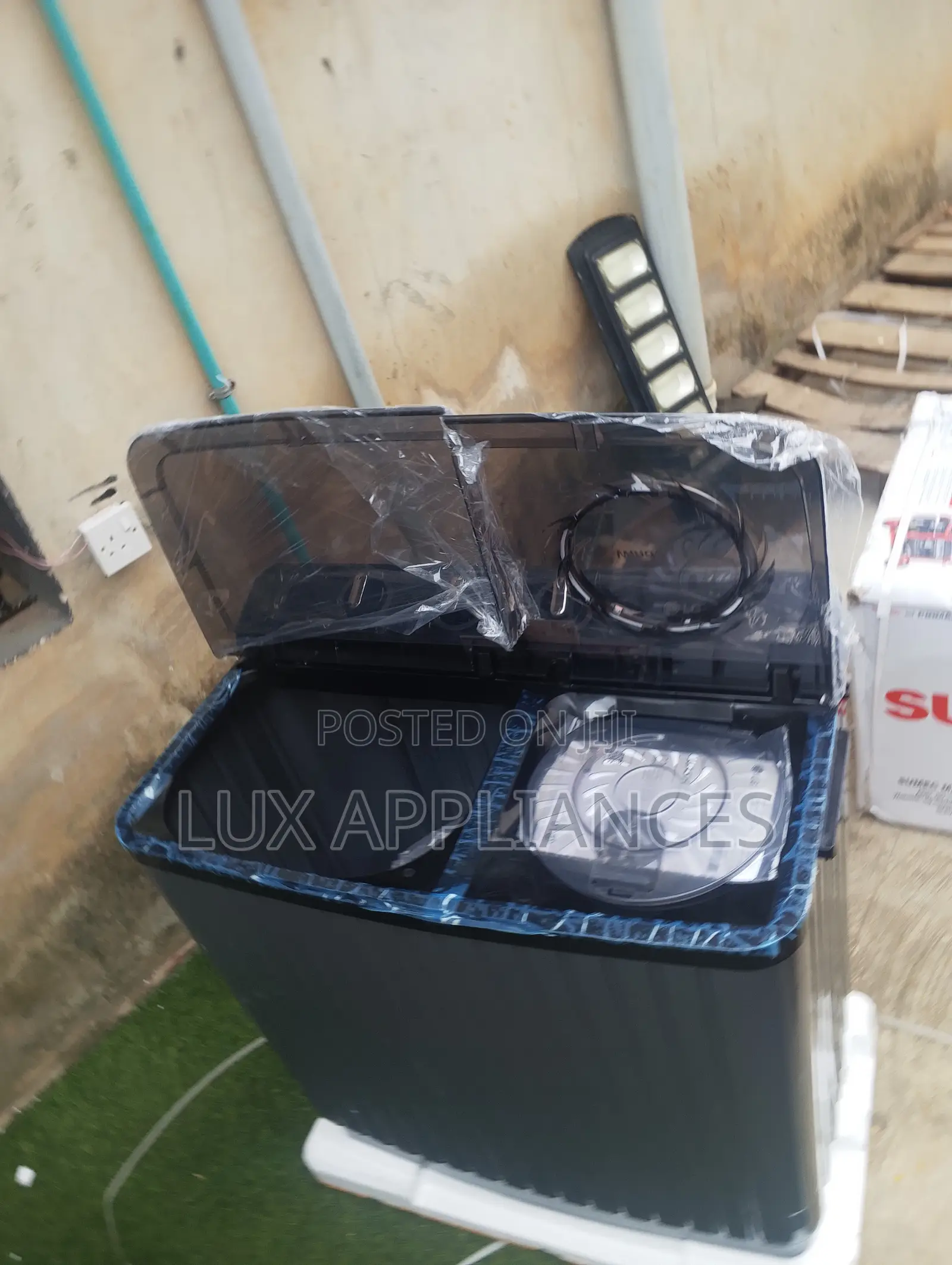 LG 8kg Twin Tub Washing Machine With Spin Dryer P800R3AGNC
