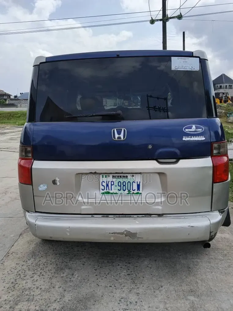 Honda Element 2004 Blue