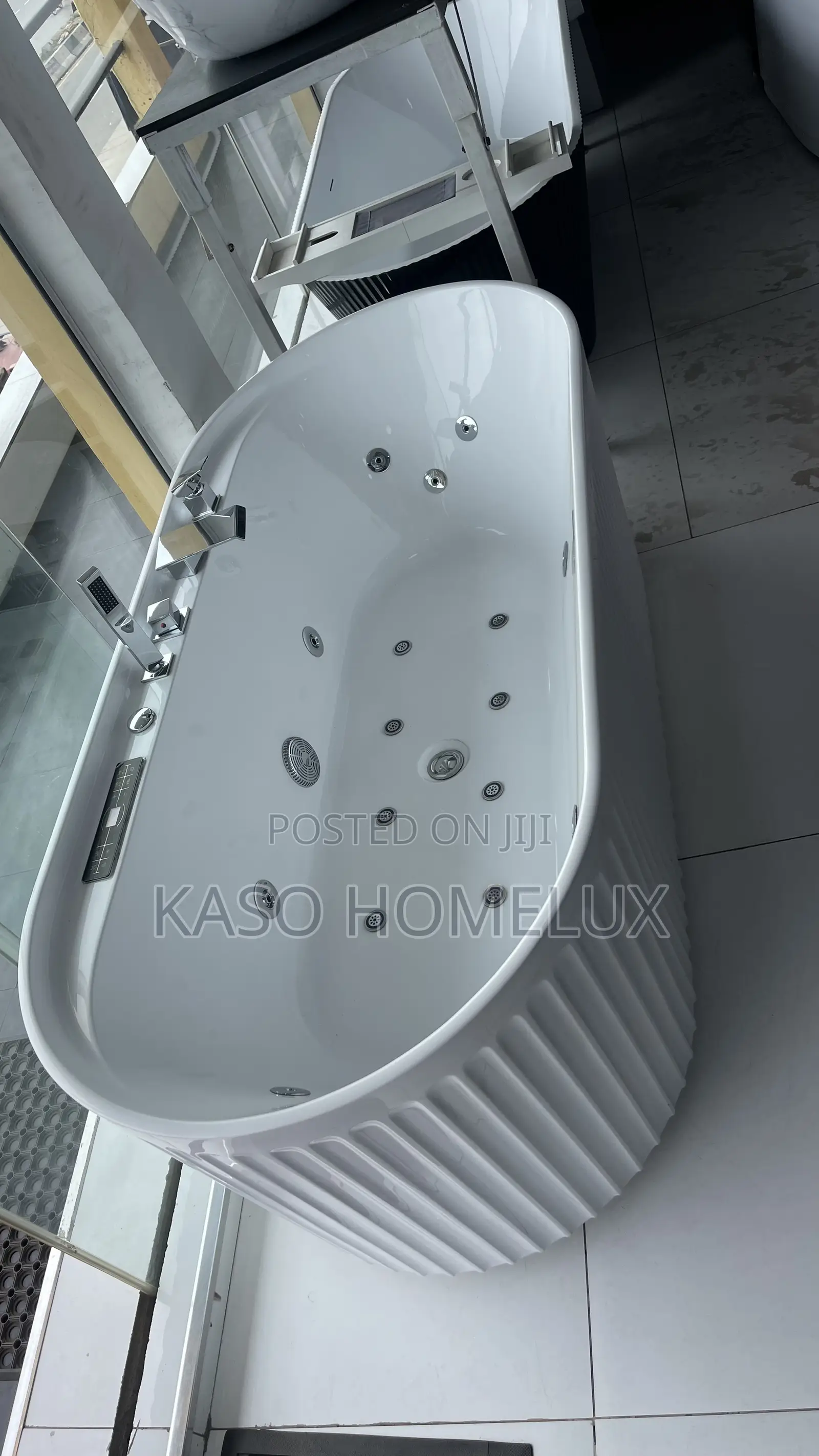Modern Luxury Bathtub