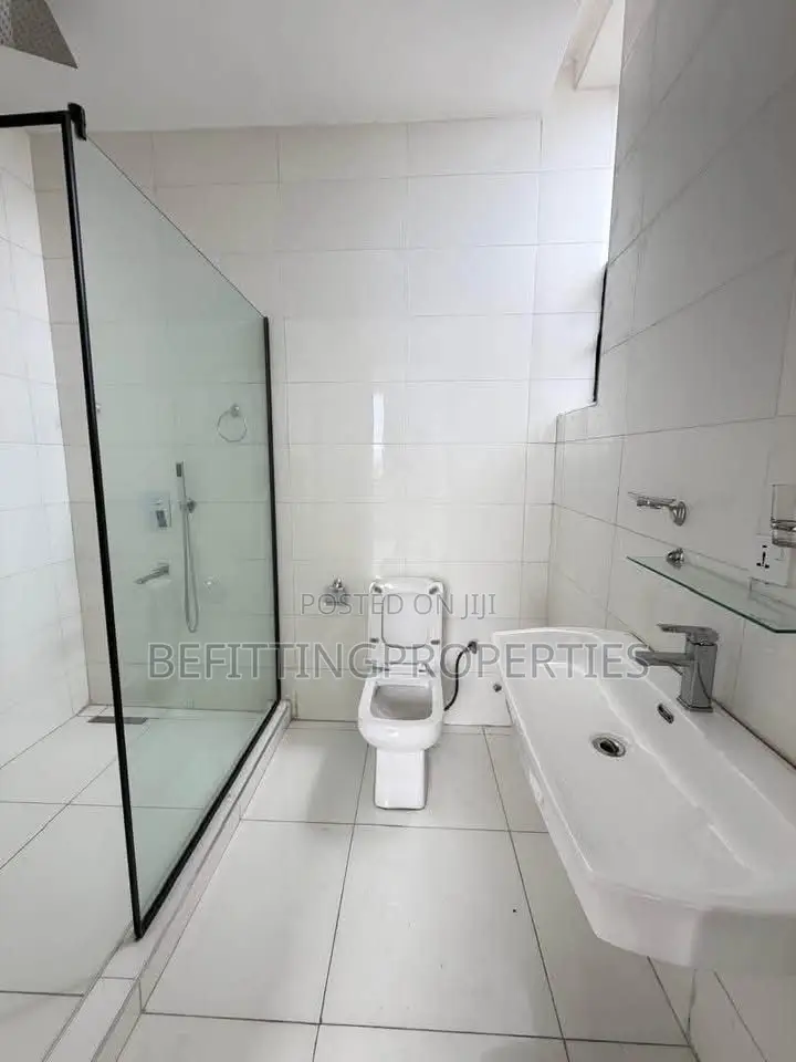 2bdrm Apartment in Victoria Island for sale