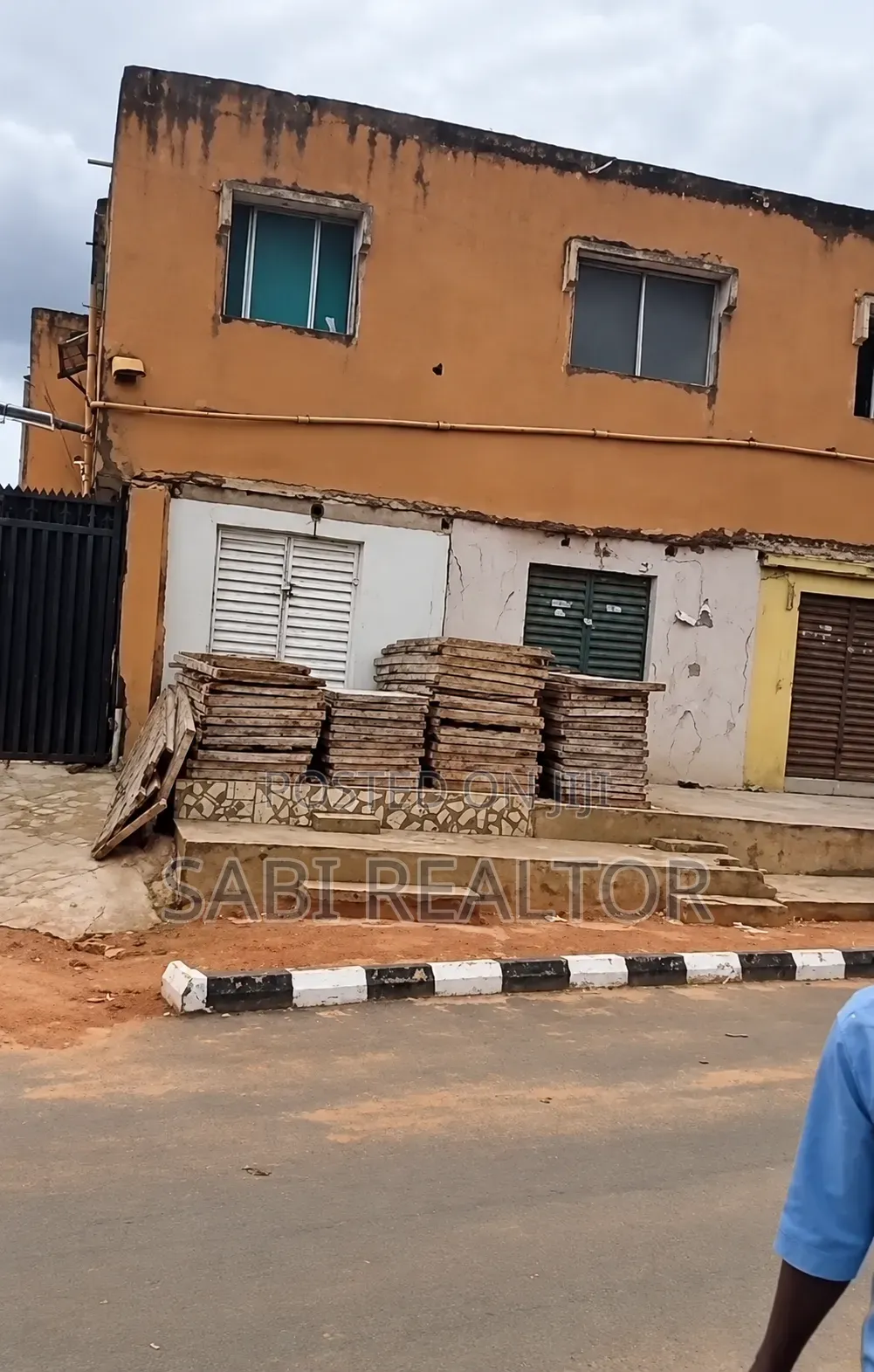 2bdrm Block of Flats in Ipaja Road for sale