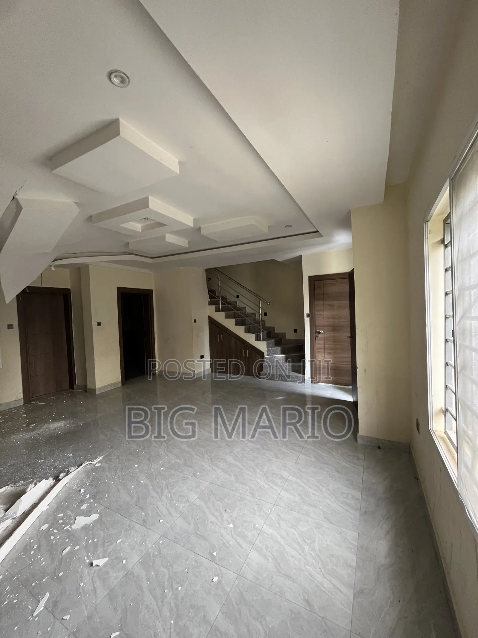 4bdrm Duplex in Brains And Hammers, Life Camp for sale