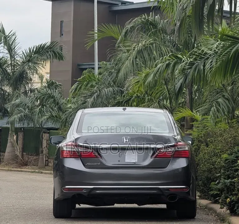 Honda Accord EX-L 4dr Sedan FWD (2.4L 4cyl 2A) 2016 Gray