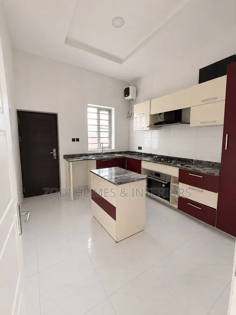 Mini Flat in Van Daniel Estate, Lekki for rent