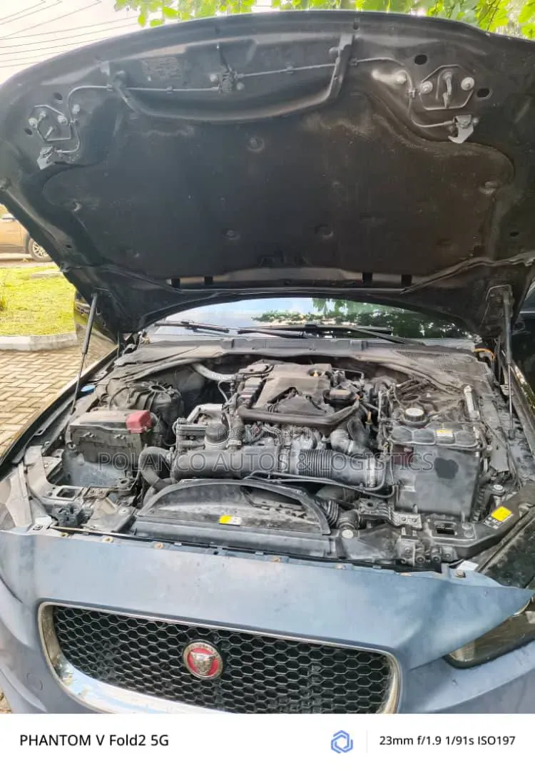 Jaguar XE 25t AWD 2018 Black