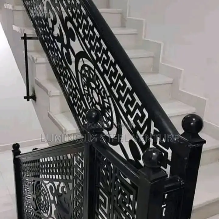 A High-Quality Product Description for a Wrought Iron Handrail
