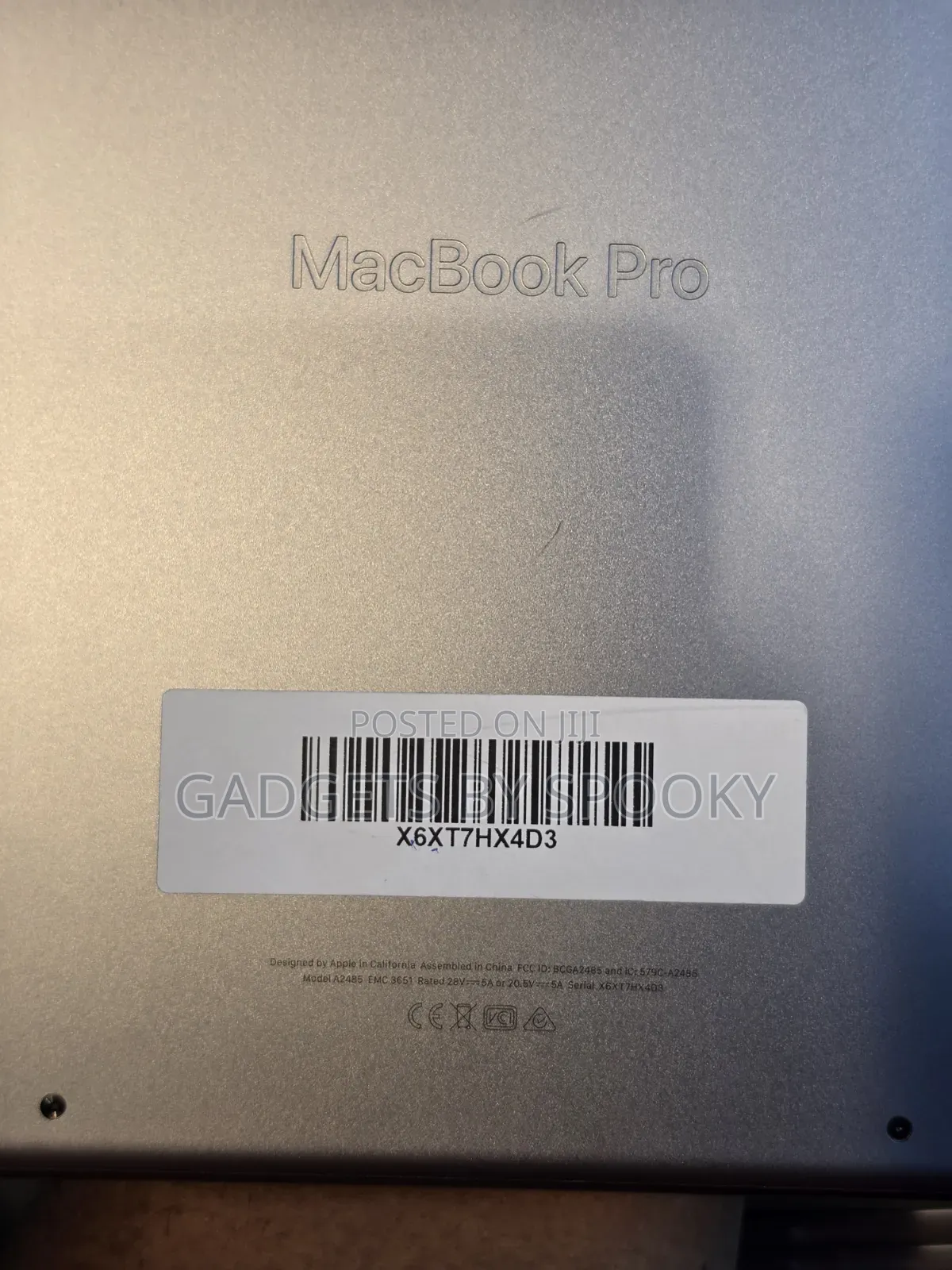 Laptop Apple MacBook Pro 2021 M1 16GB Apple M1 Pro SSD 512GB