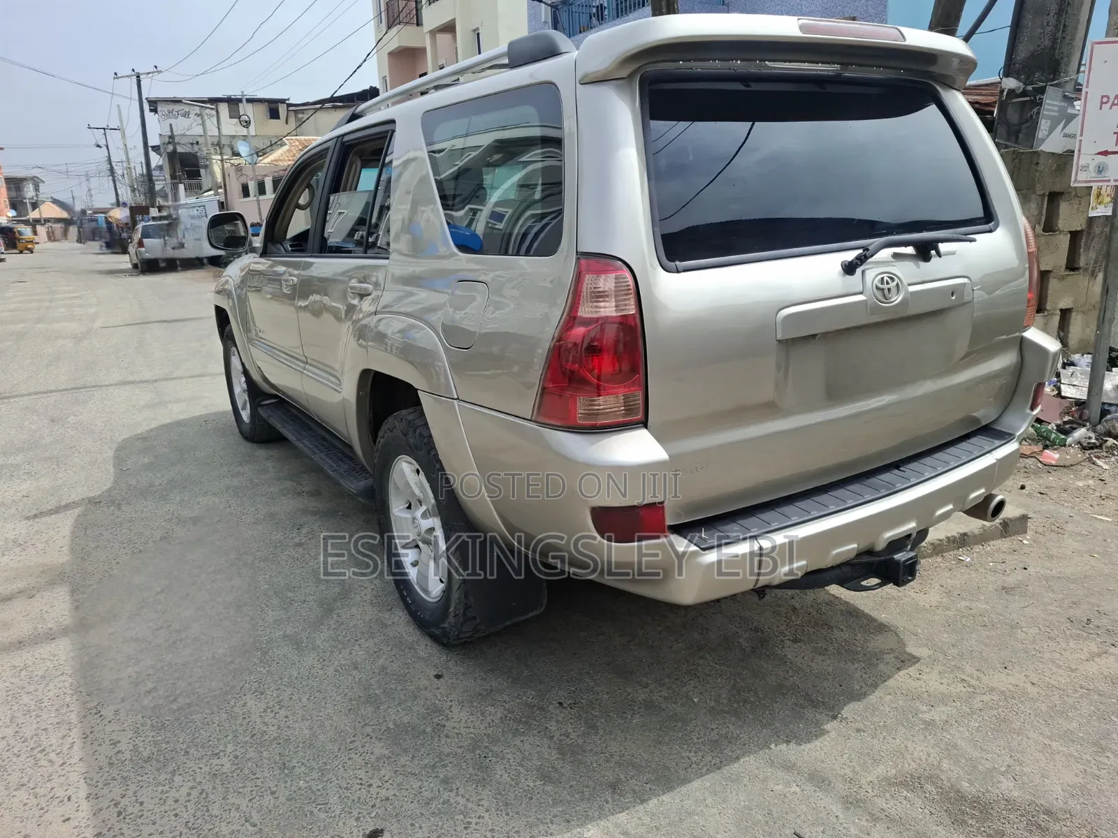 Toyota 4-Runner Limited V8 4x4 2005 Gold