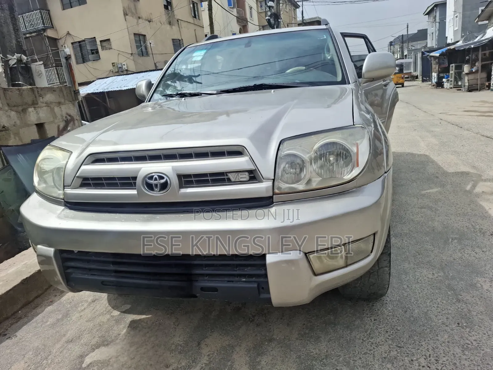 Toyota 4-Runner Limited V8 4x4 2005 Gold