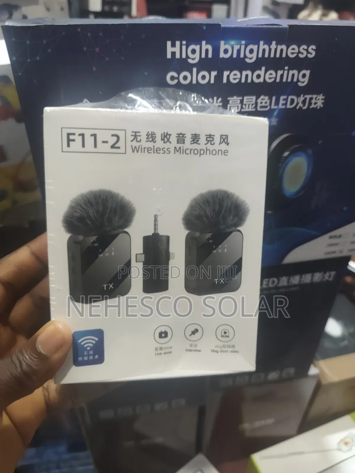 F11-2 Wireless Lapel Mic for Content Creators