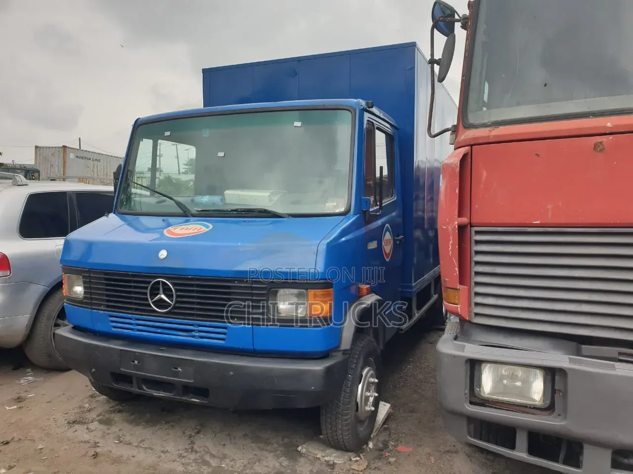 Mercedes Benz 609 Space Cargo Truck