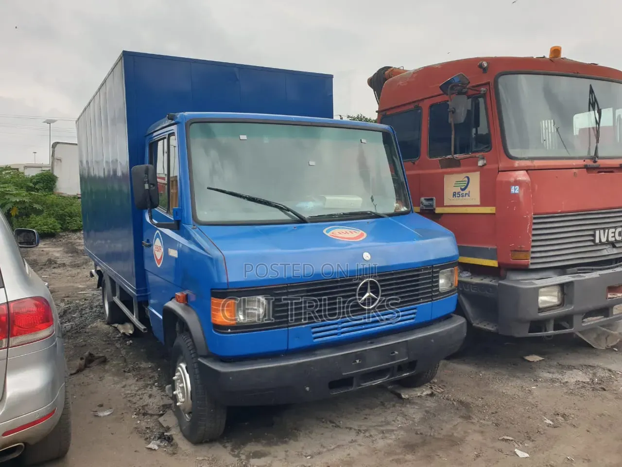 Mercedes Benz 609 Space Cargo Truck