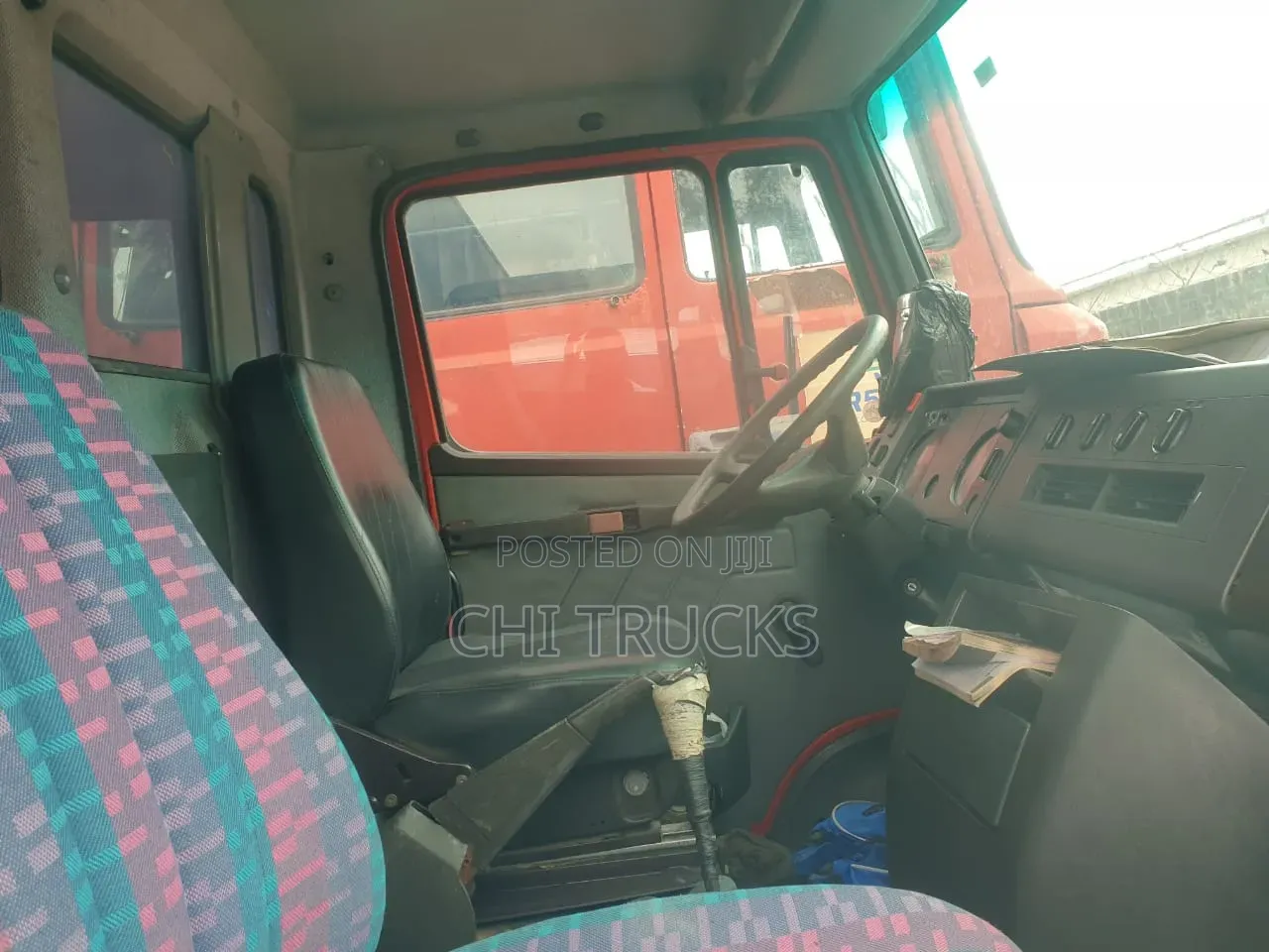 Mercedes Benz 609 Space Cargo Truck
