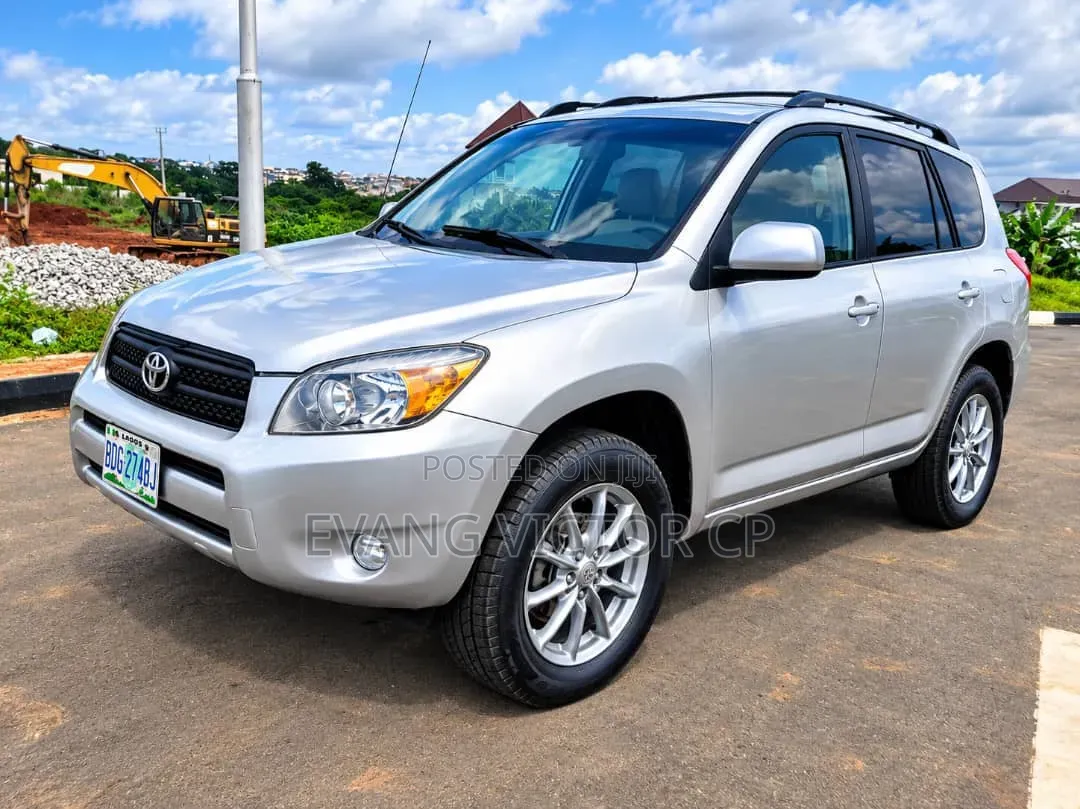 Toyota RAV4 2008 Silver