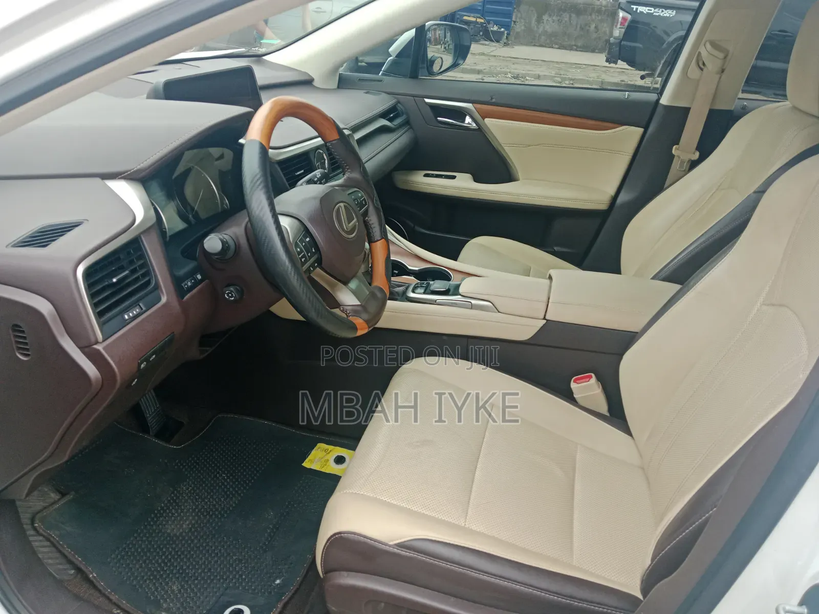 Lexus RX 350 FWD 2017 White