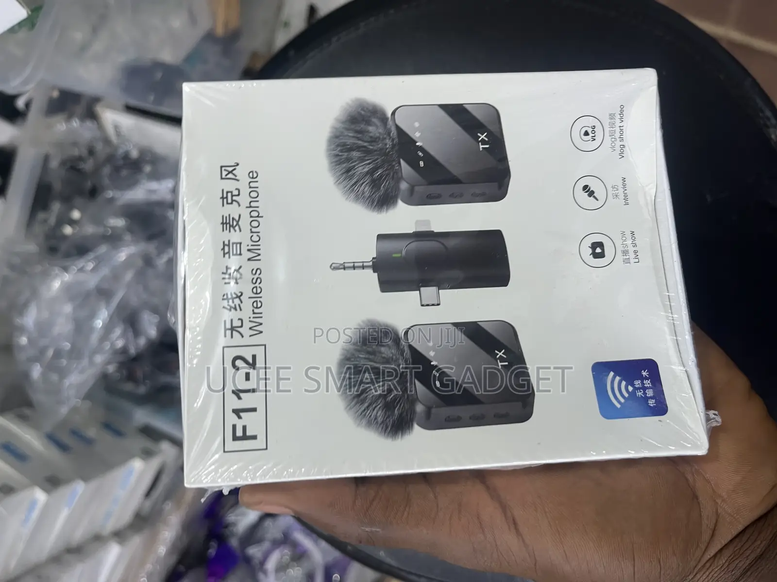 F11-2 Wireless Microphone