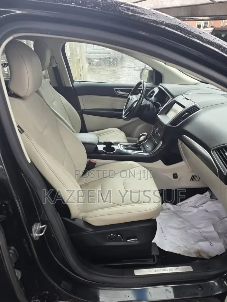 Ford Edge Titanium 4dr AWD (2.0L 4cyl 6A) 2016 Black