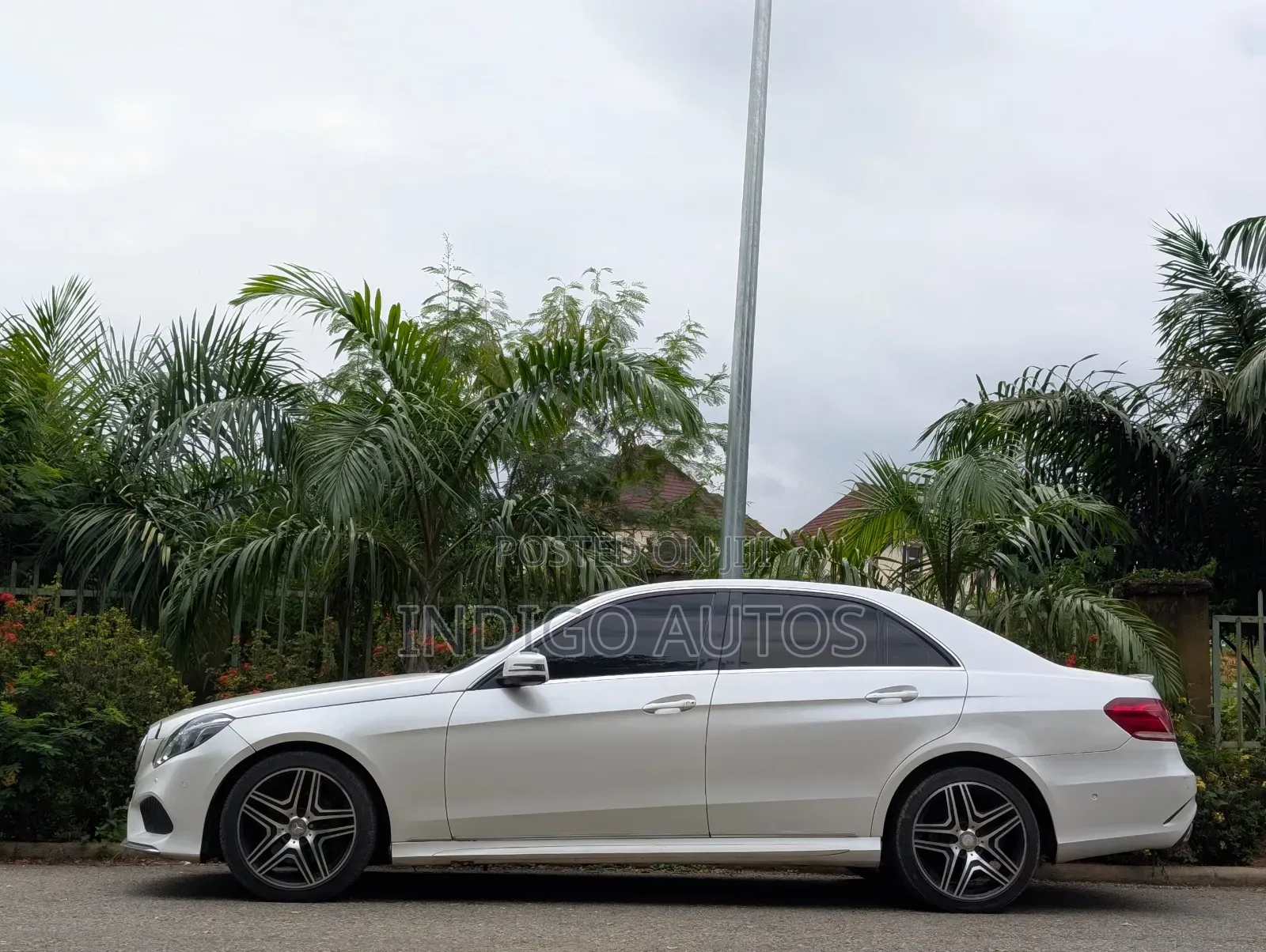 Mercedes-Benz E350 2013 White