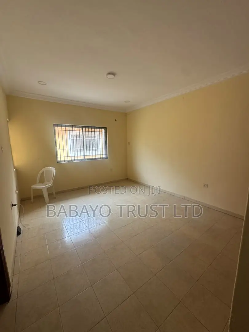 2bdrm Apartment in Igbo-efon for rent