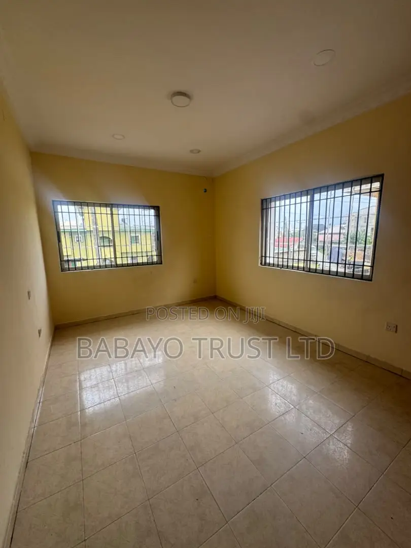 2bdrm Apartment in Igbo-efon for rent