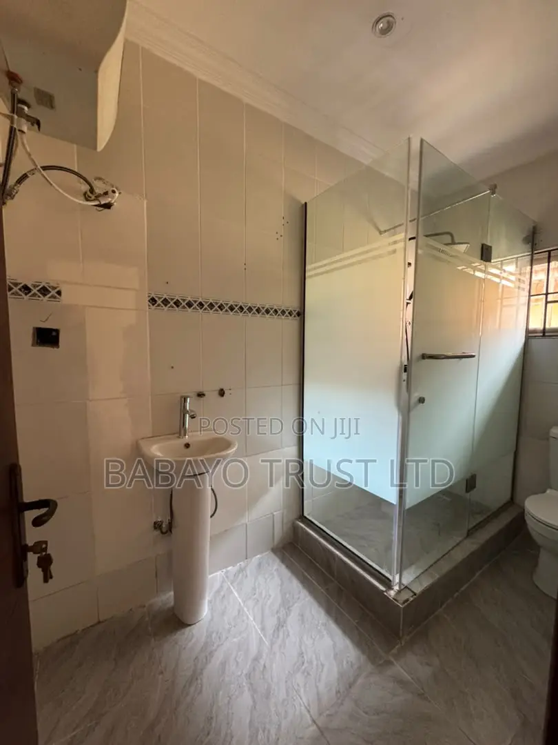 2bdrm Apartment in Igbo-efon for rent