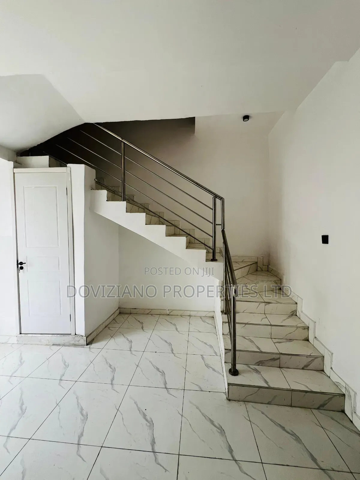4bdrm Duplex in Ikota for rent