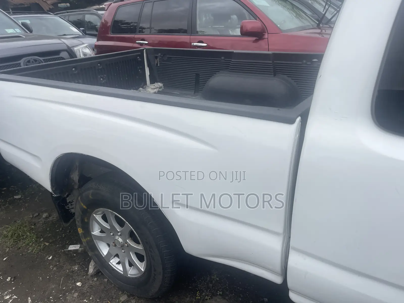 Toyota Tacoma PreRunner 4x2 Regular Cab 103.3 in. WB 2002 White