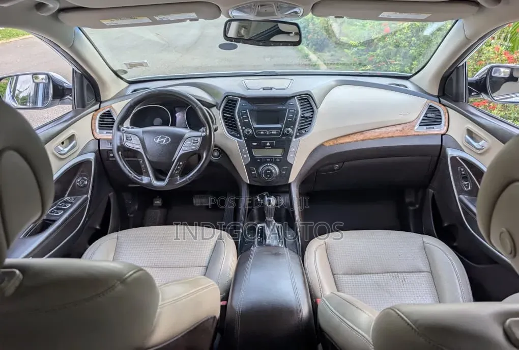 Hyundai Santa Fe 2014 White