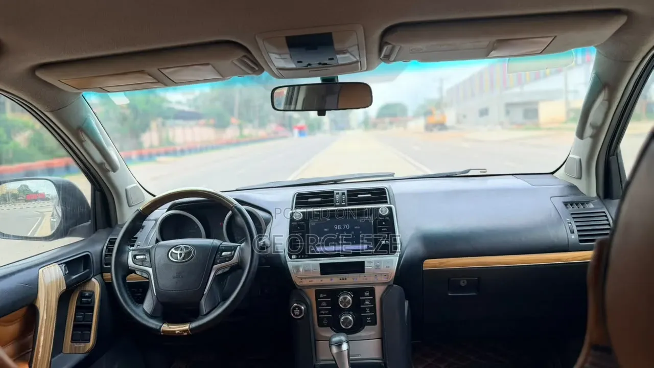 Toyota Land Cruiser Prado 2012 Black