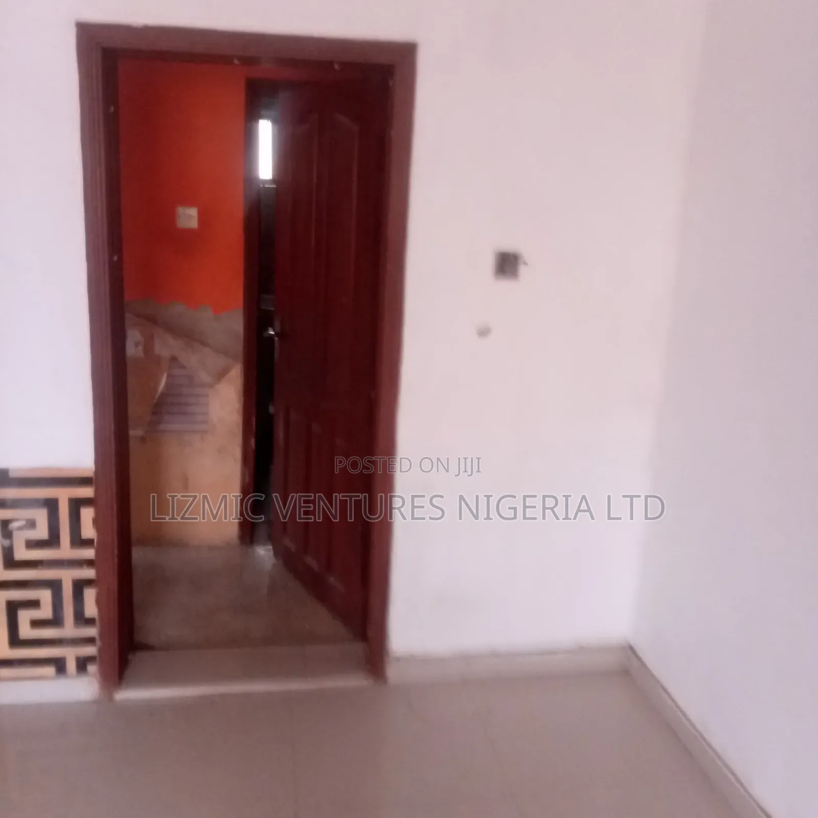 Furnished 3bdrm Apartment in Onimaba, Ikotun/Igando for rent