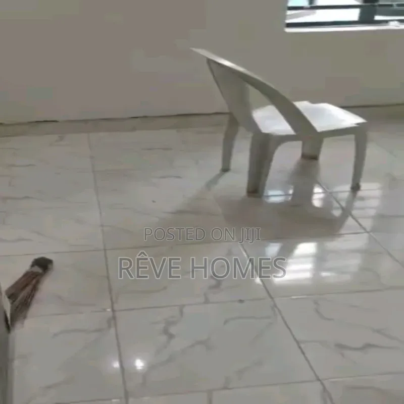 Studio Apartment in Adekunle for rent