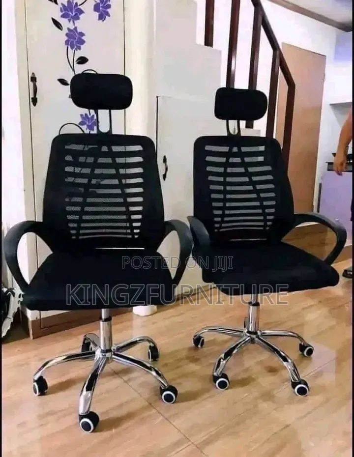 Victory R Ergonomic Mesh Office Swivel Chair