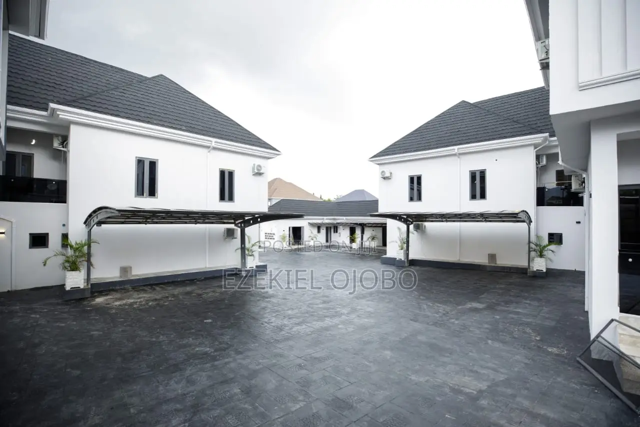 4bdrm Duplex in Gwarinpa Estate for sale